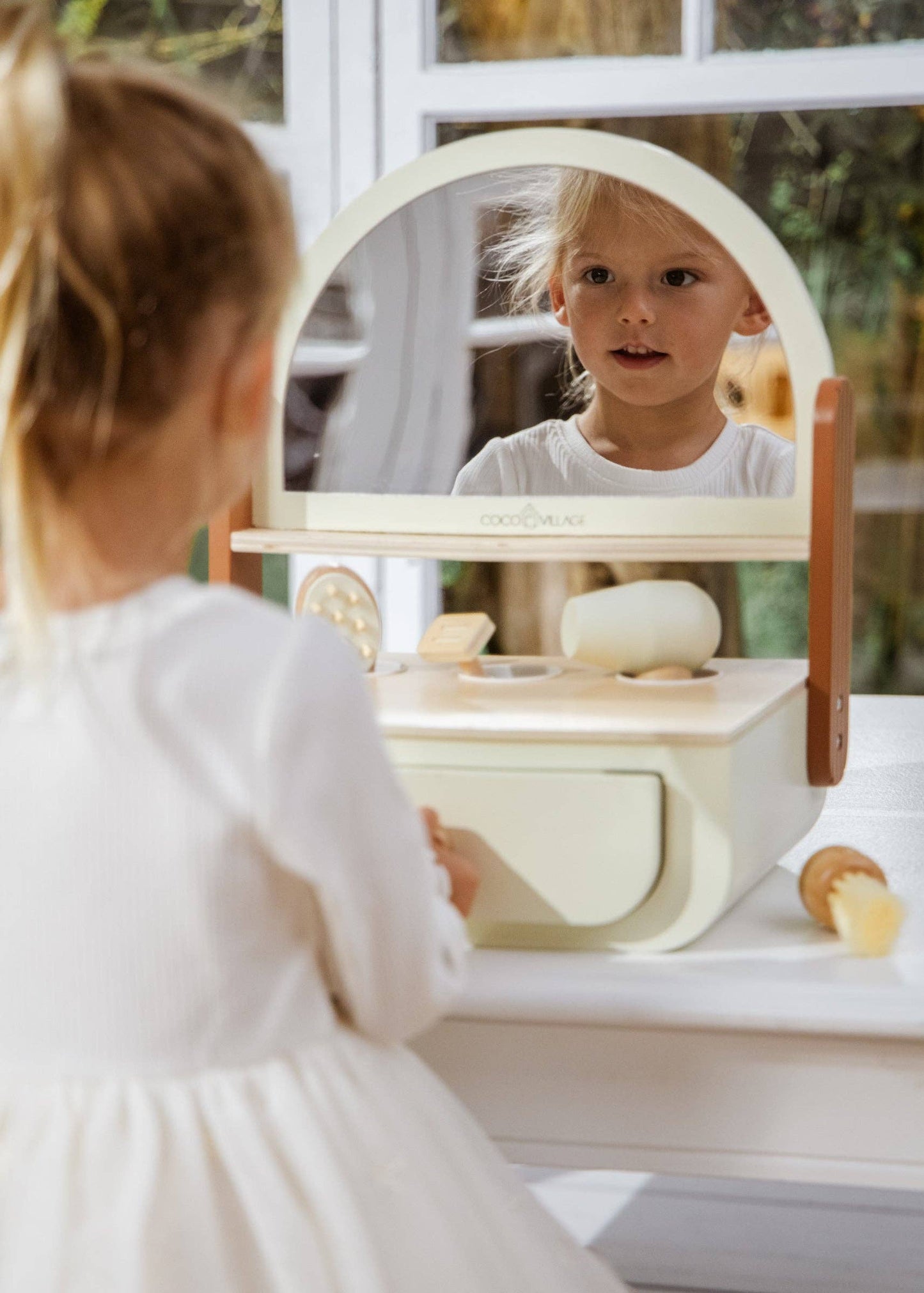 Wooden Beauty Station