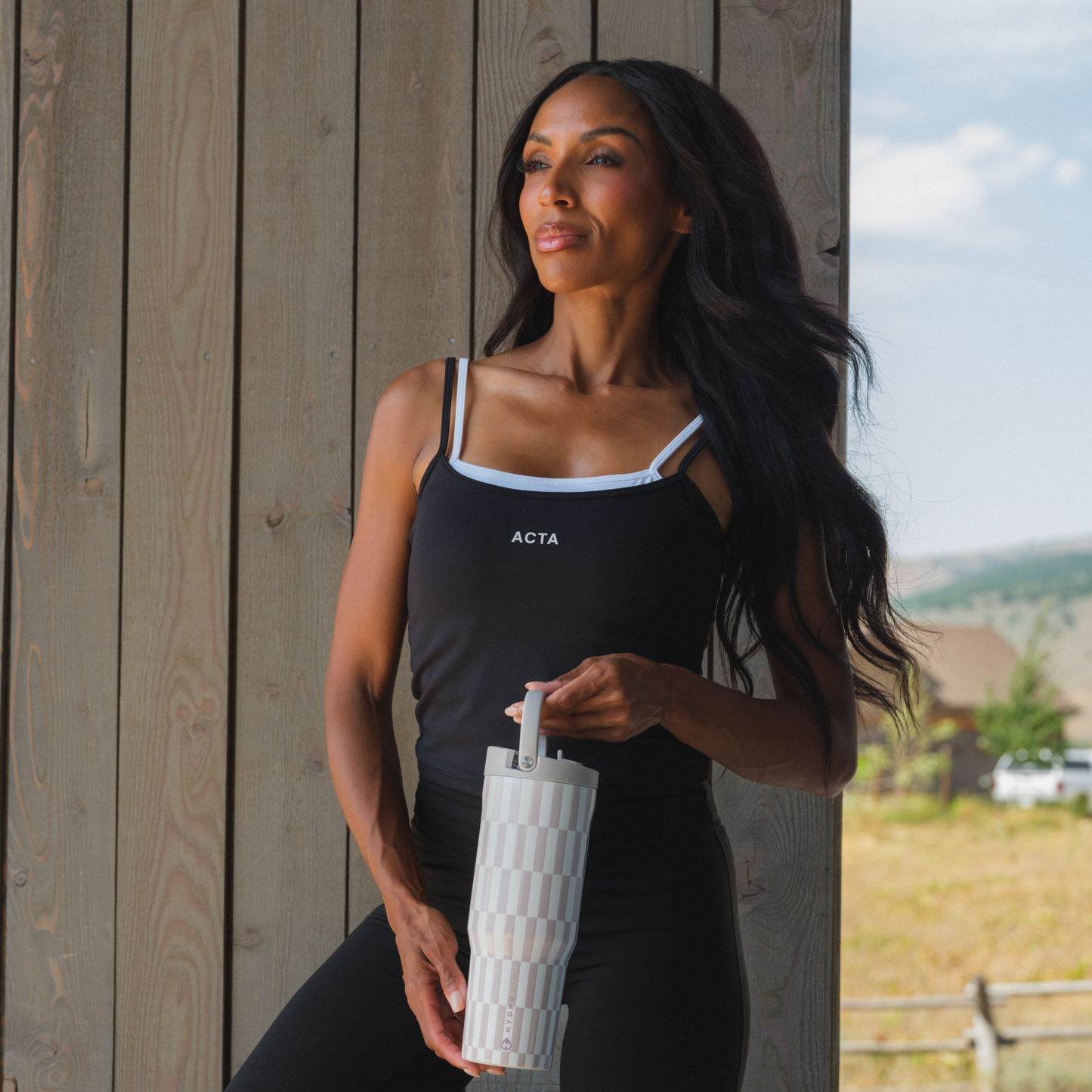 HydroJug - Latte 32 oz Sport Water Bottle