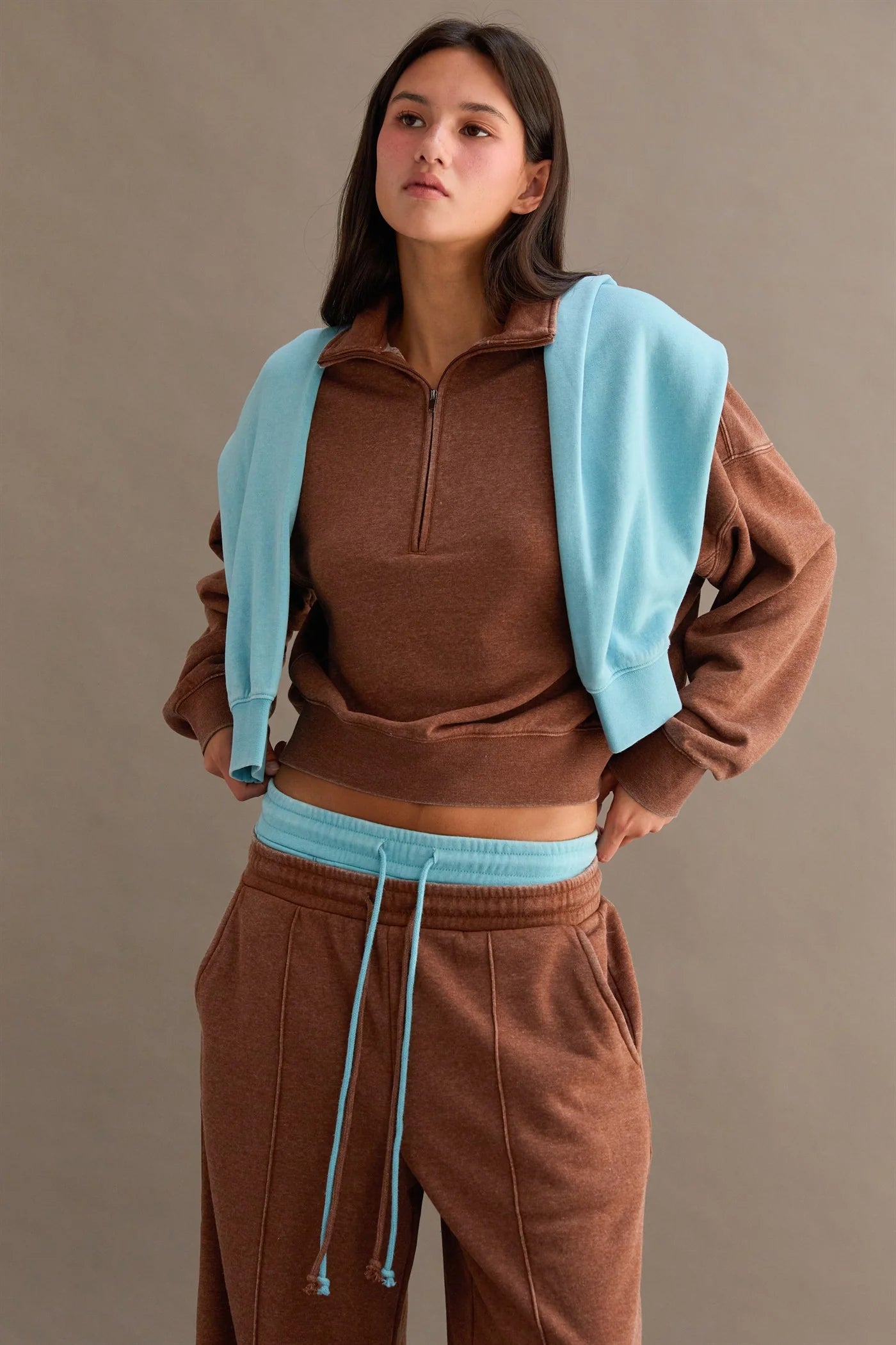 Davi Quarter Zip Sweatshirt (7 Colors)